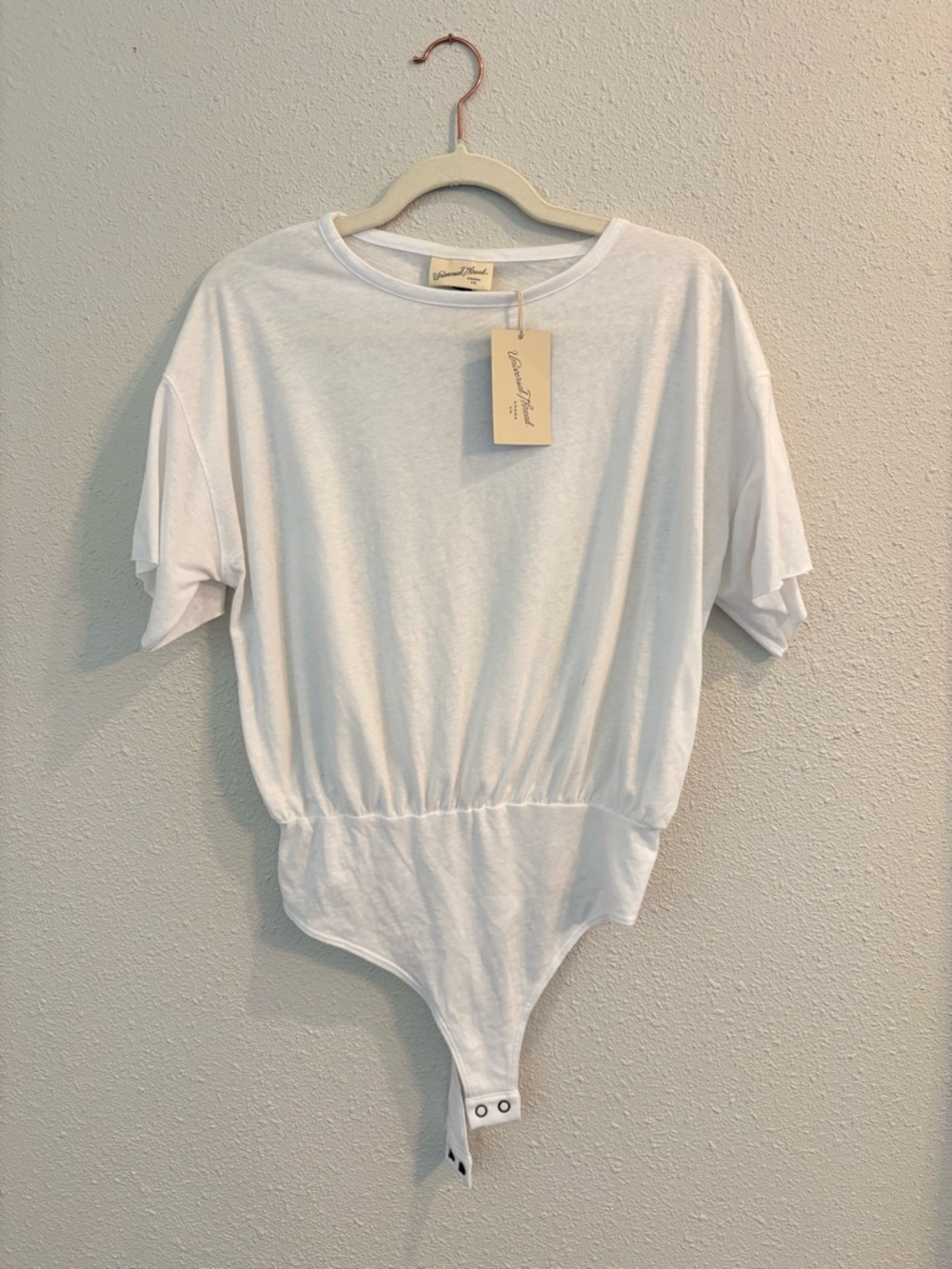 Target Universal Thread White Short-Sleeve Waist-Elastic Bodysuit (size M)